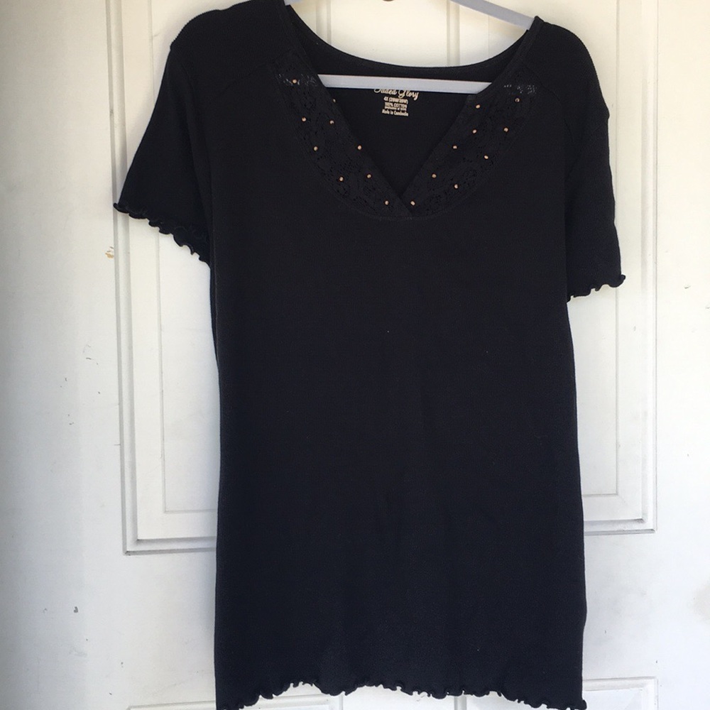 Cute summer plus size top.